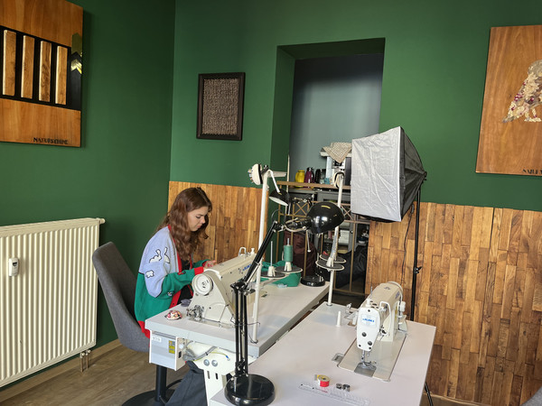 N&auml;hprobe in Leipzig