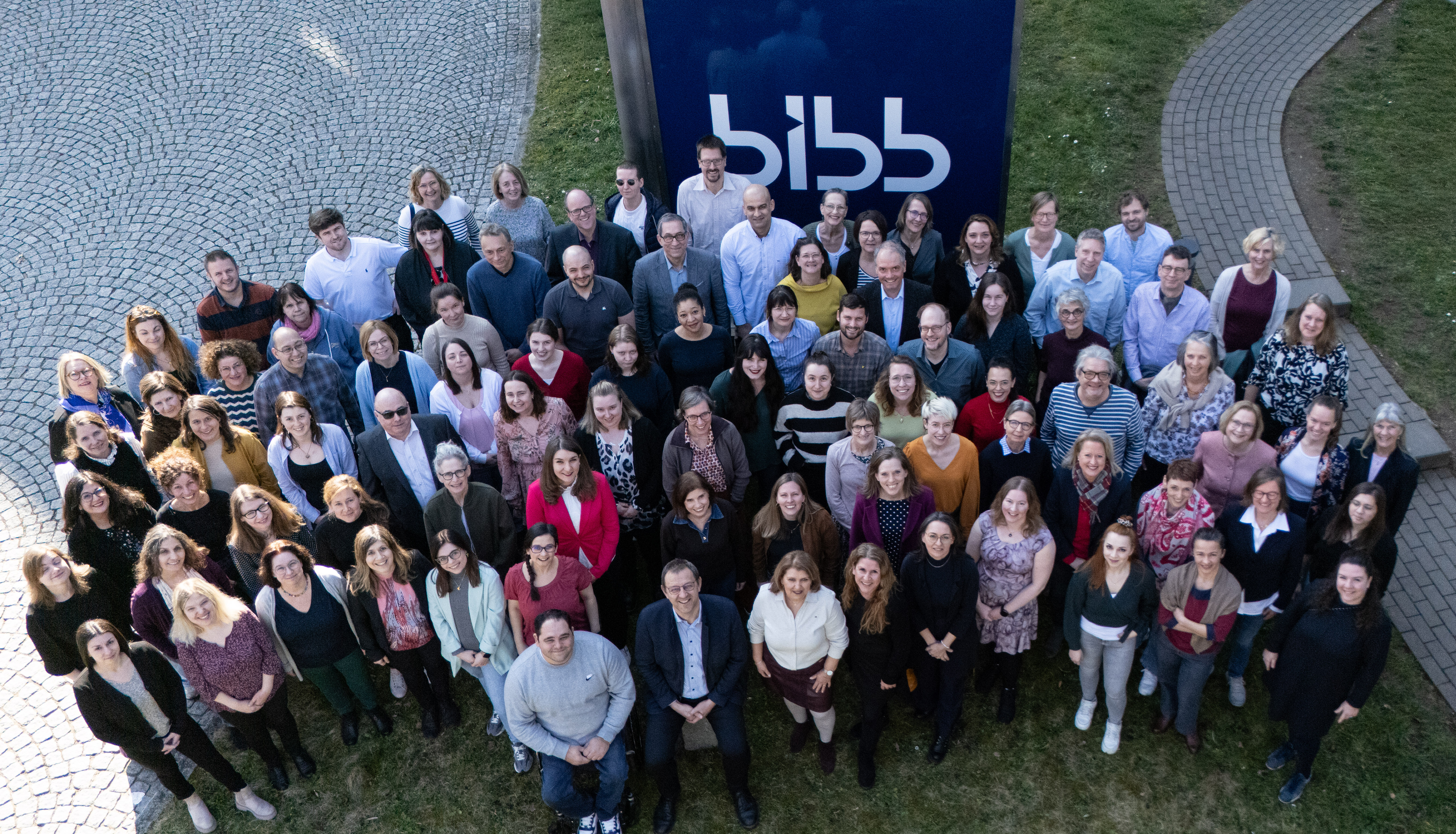 Gruppenbild der Kolleginnen und Kollegen aus der Nationalen Agentur