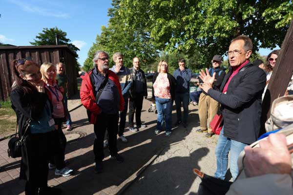 Stadtf&uuml;hrer mit Gruppe